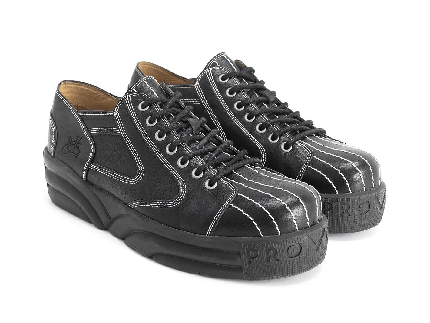 PV1 Noir Chaussure de sport avec semelle plateforme: Quarter view