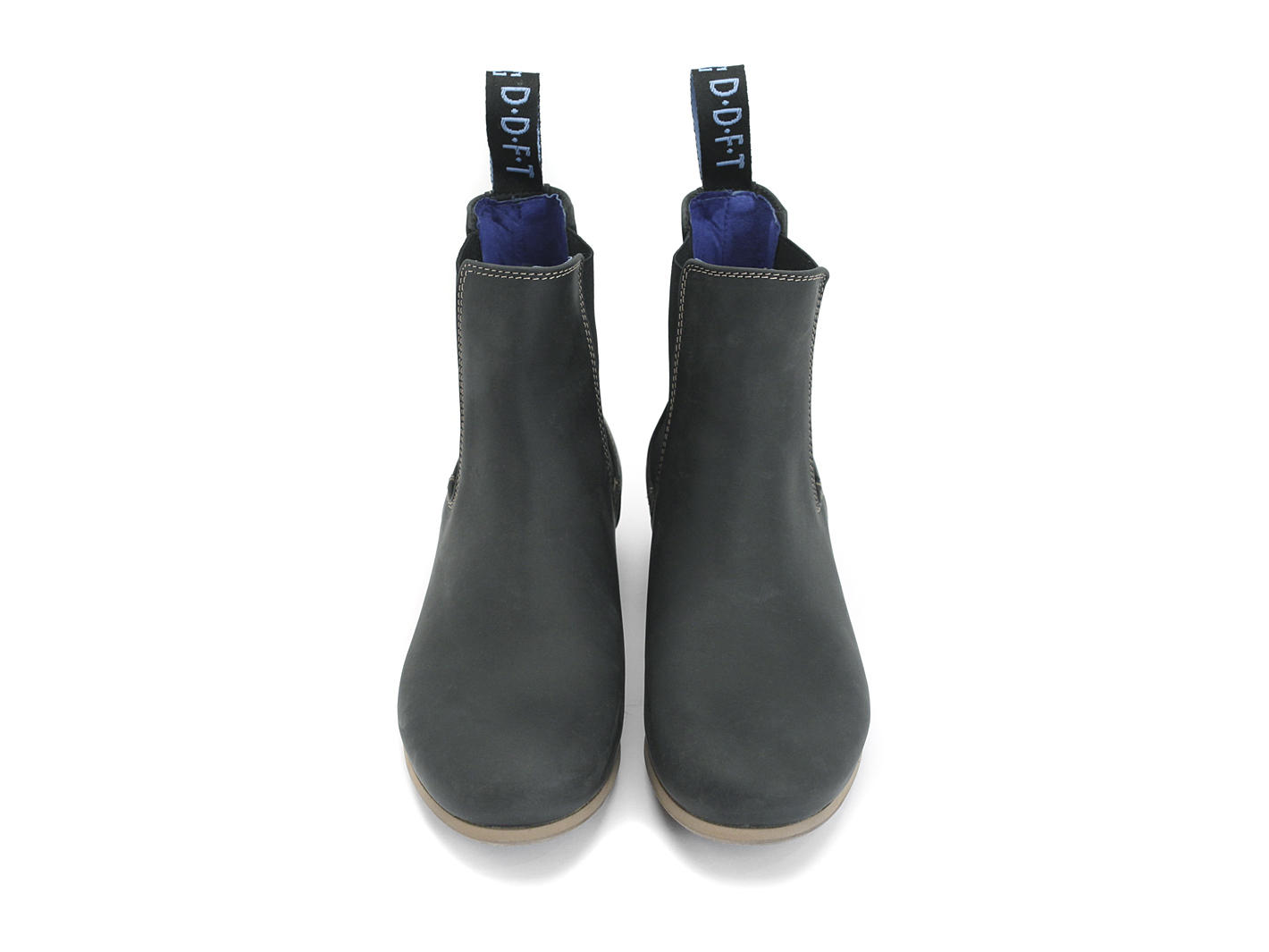 RCI: Women’s Noir