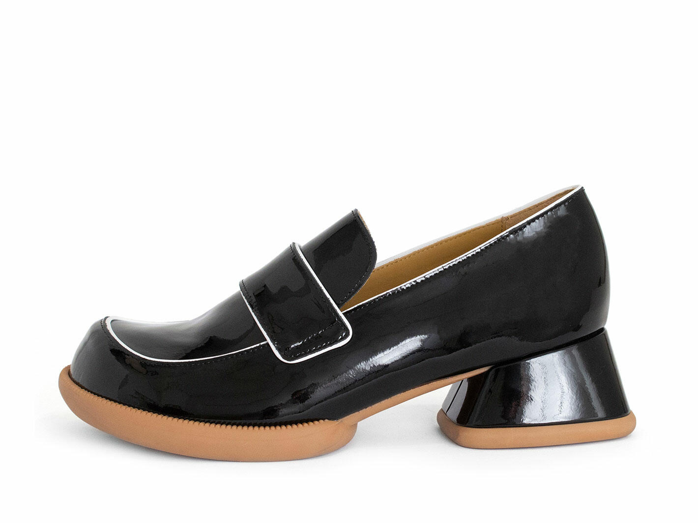 Shelly Black Loafers with Heel: Profile outside