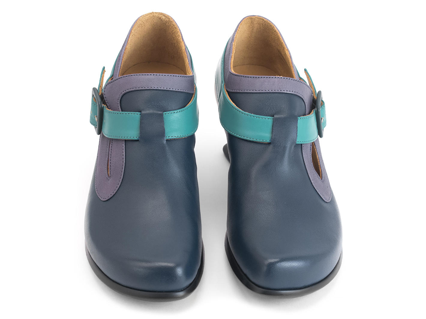 Shukran Blue/Purple Buckled shoe with slit: Front