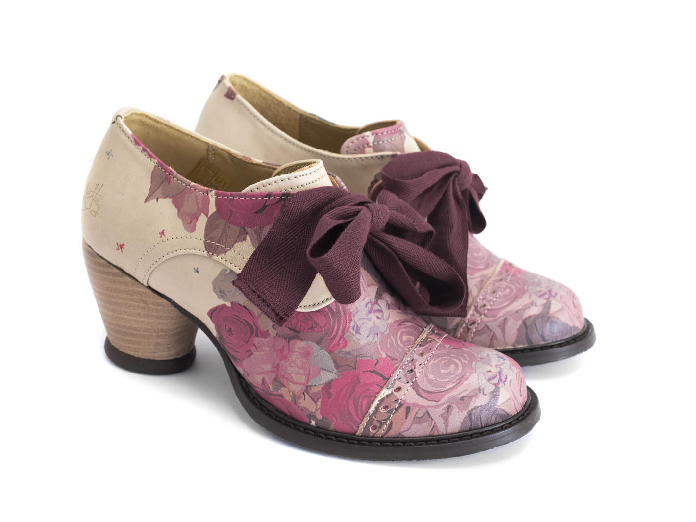 Templeton - Natural/Floral | Single eyelet lace-up shoe | Fluevog