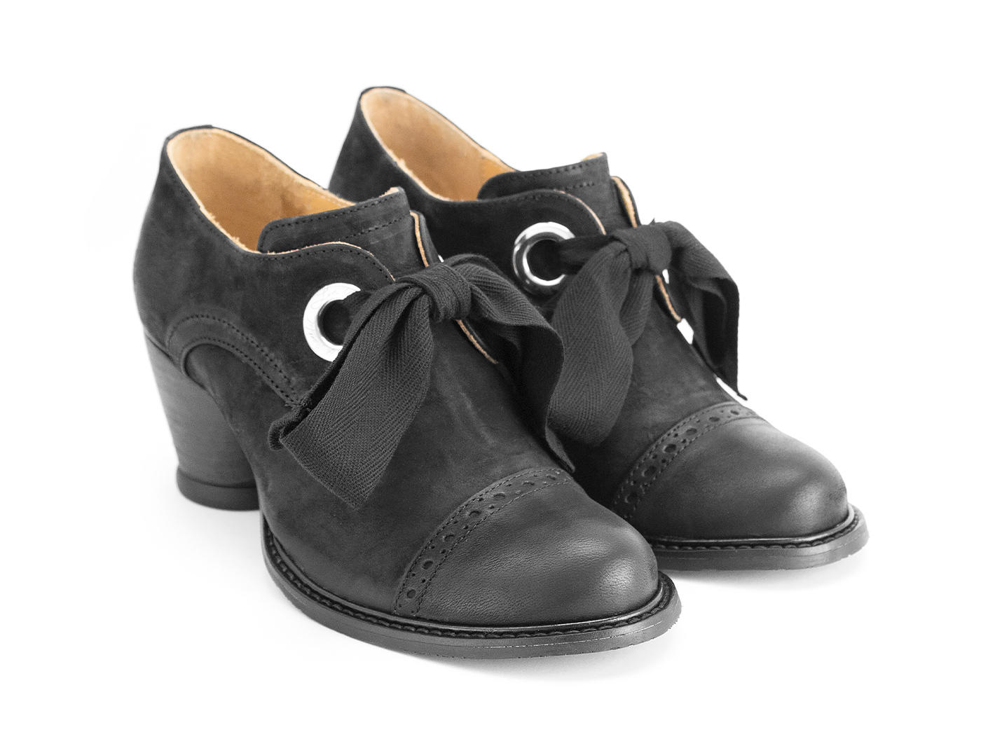 Templeton Noir Chaussure lacée à une paire d'oeillets: Quarter view