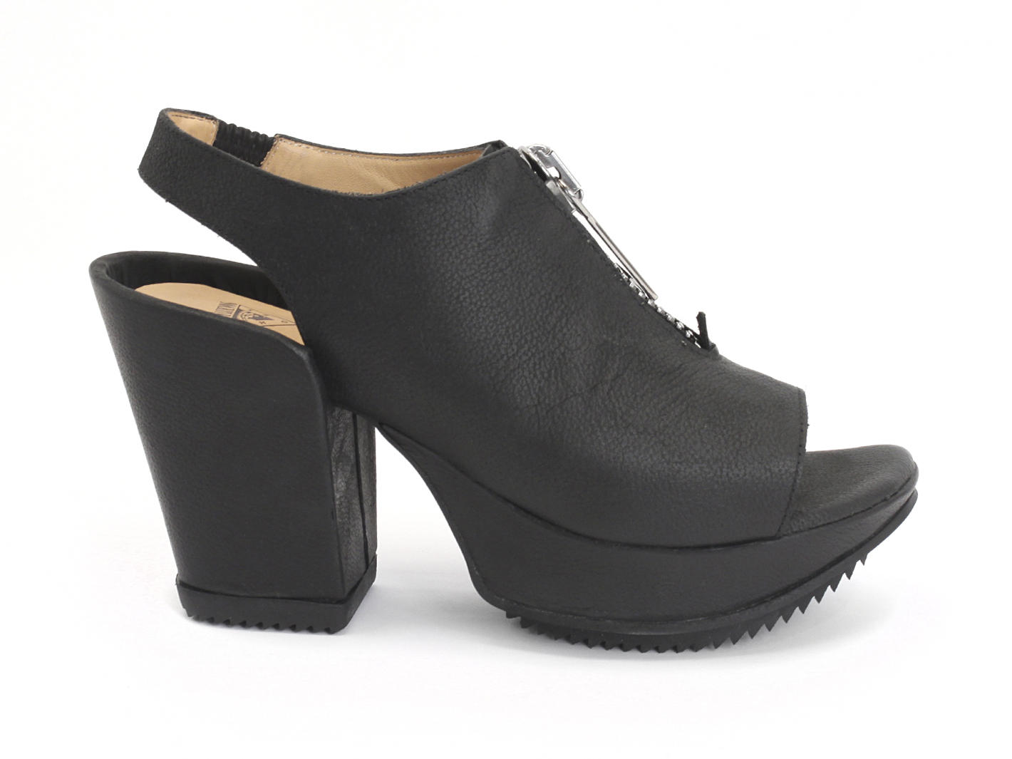 Tent Noir Open Toe Platform Sandal: Profile outside