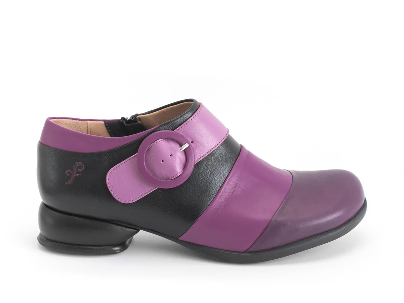 Tina Pink/Black Contrast buckle shoe: Profile outside