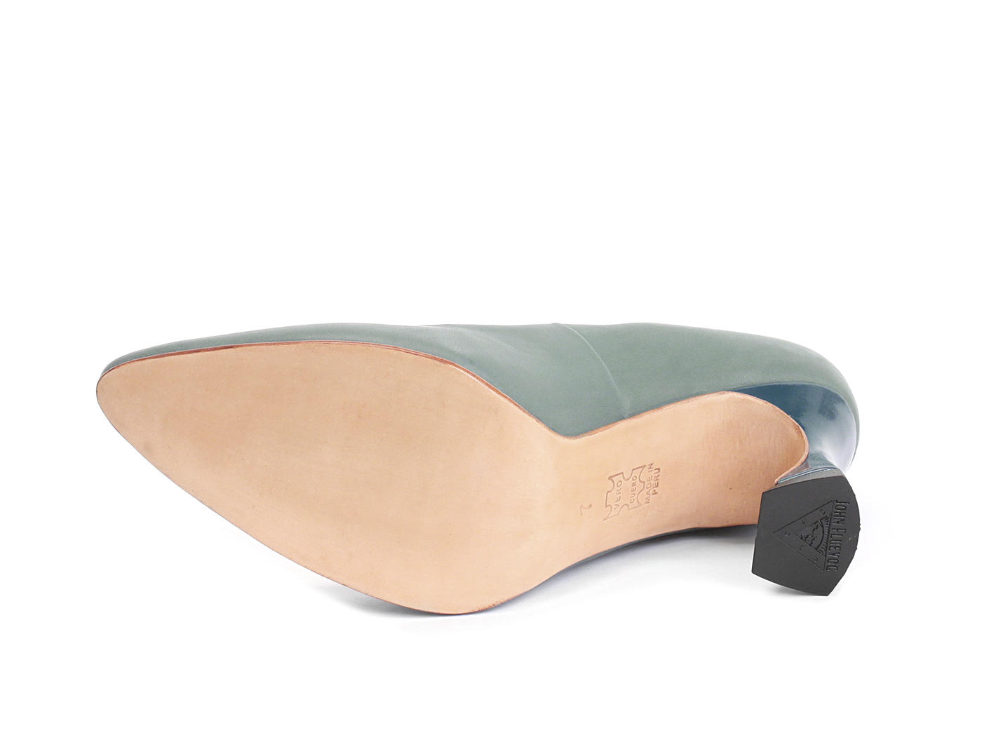 Viola Blue Classic pump with appliqué: Sole