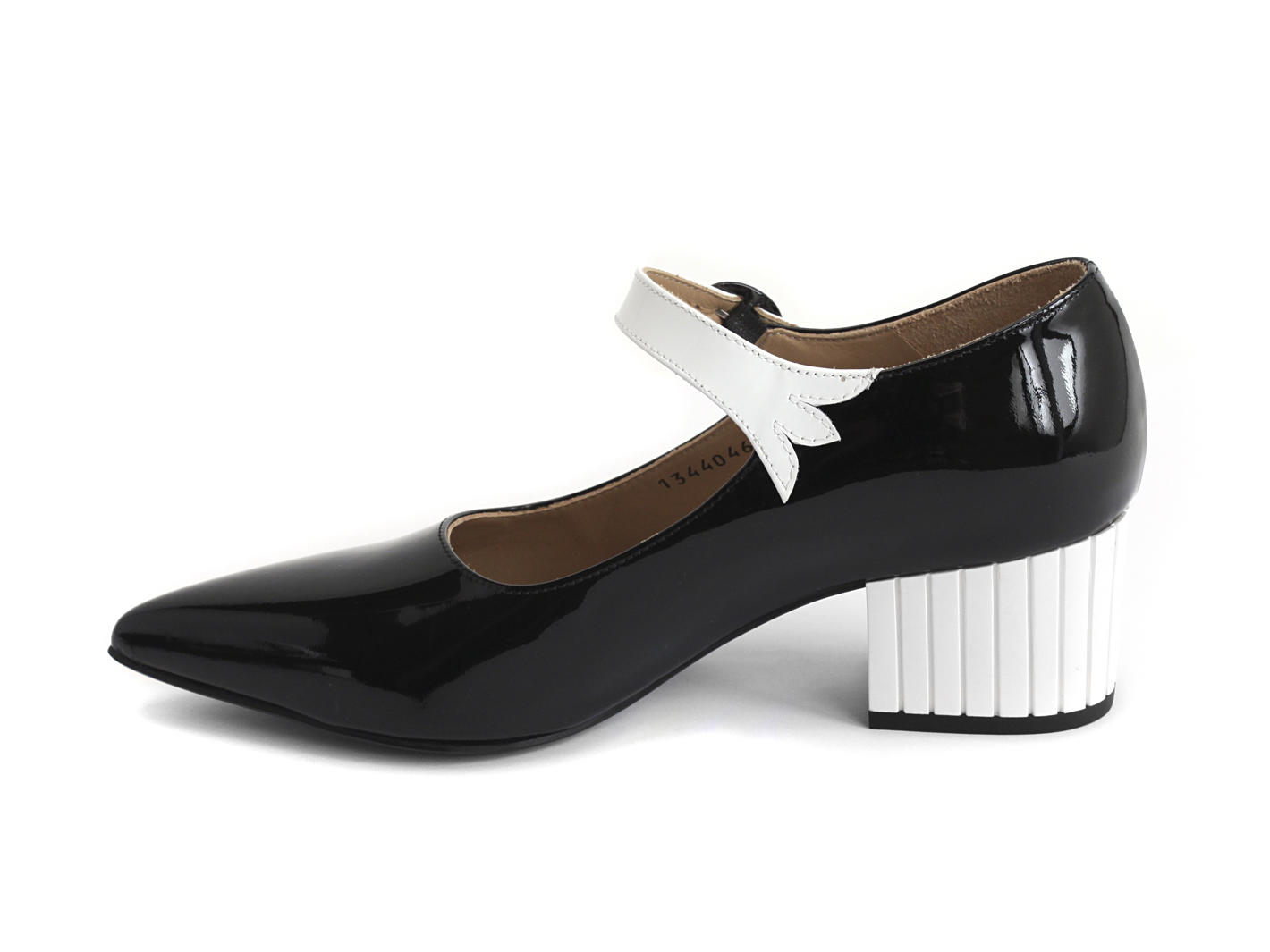 Vivian Noir & blanc Block heeled mary jane: Profile inside