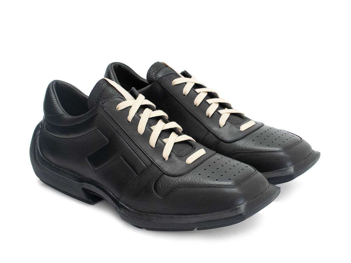 Wade Noir Chaussure de sport contrastée: Quarter view